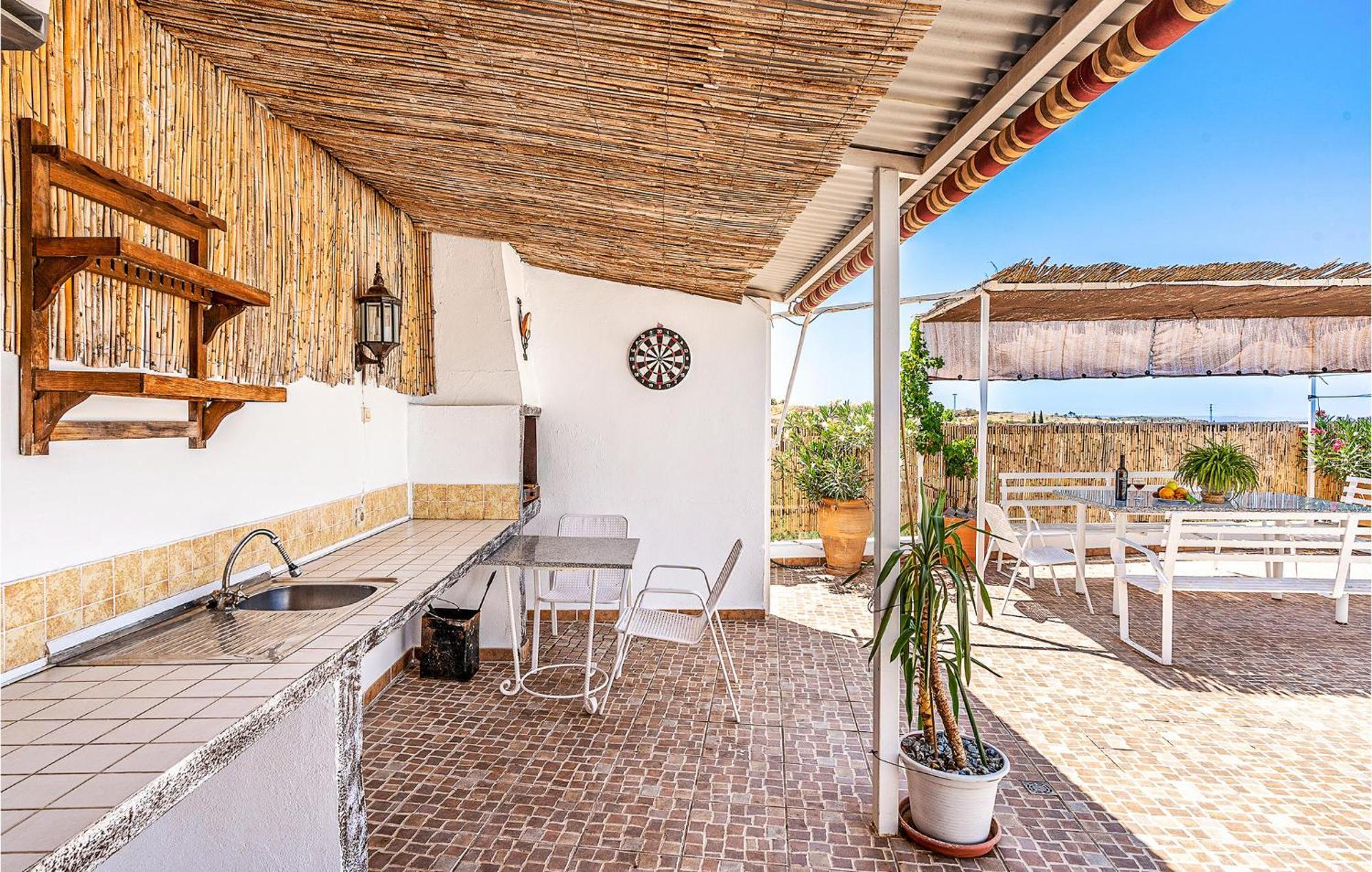 Beautiful Home In Cuevas Del Campo Exteriör bild